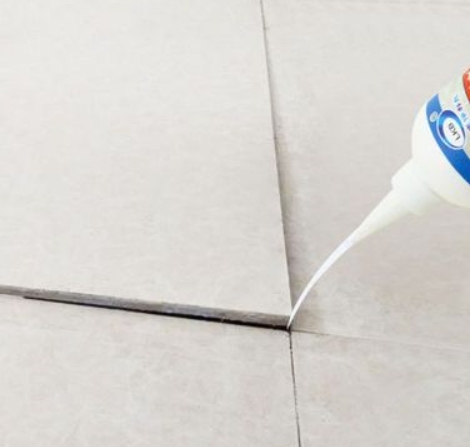 澄迈瓷砖空鼓维修公司分享卫生间瓷砖脱落的原因可能有以下几点